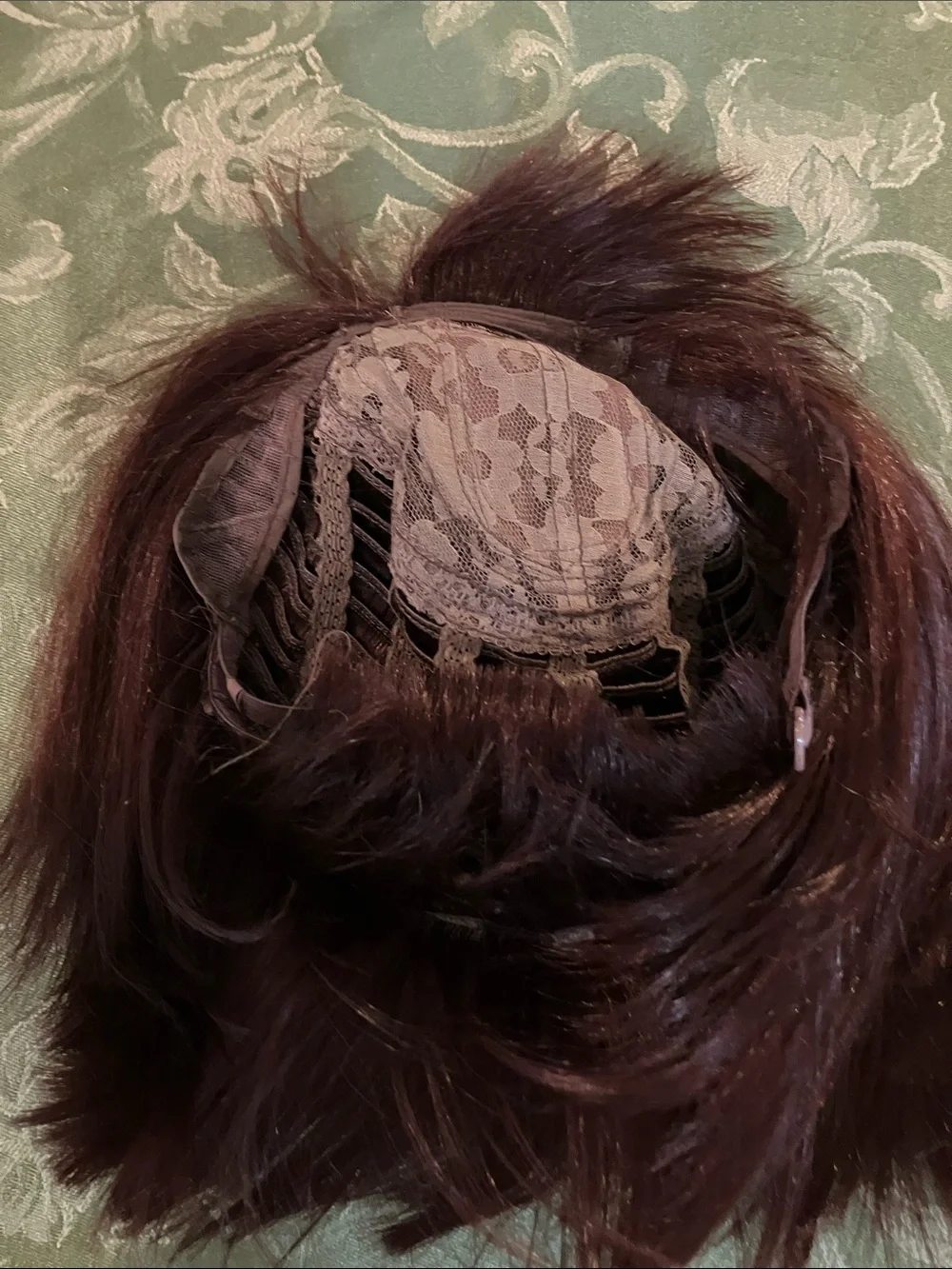 Women's Short Layered Wig with Bangs - Burgundy